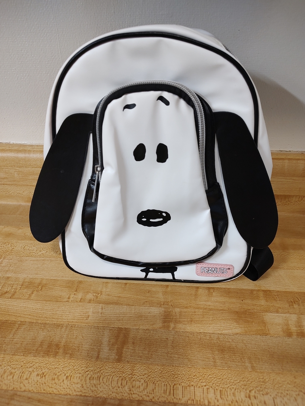 Snoopy 10" Mini Deluxe Backpack w/ Front Pocket